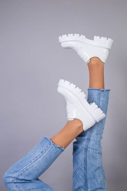 Туфлі жіночі шкіра наплак білі на шнурках, 35, 23.5