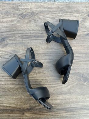 Босоножки женские кожаные черные на каблуках, 40, 26