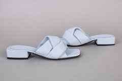 Шлепанцы женские кожаные голубого цвета на небольшом каблуке, 40, 26