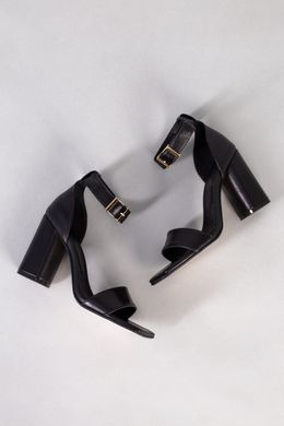 Босоножки женские кожаные черного цвета на каблуке, 38, 24.6
