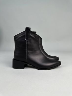 Ботинки казаки женские кожаные черного цвета на каблуке зимние, 41, 26