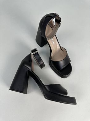 Босоножки женские кожаные черные на каблуках, 38, 25