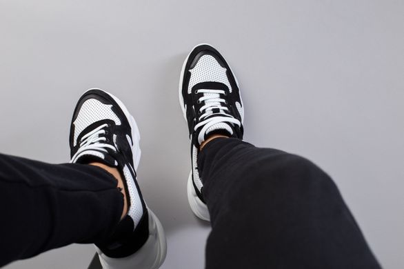 Мужские кроссовки из черного нубука с вставками белой кожи перфорация, 45, 30