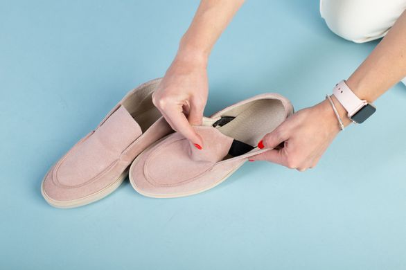 Замшевые туфли-лоферы цвета пудры на светлой подошве, 40, 26