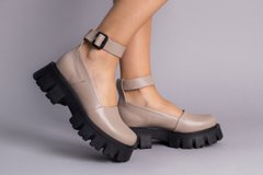 Туфлі жіночі шкіряні бежеві на масивній підошві, 39, 26