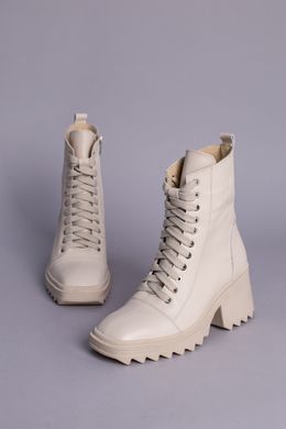 Ботинки женские кожаные бежевого цвета на небольшом каблуке, 36, 23.5