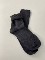 Шкарпетки жіночі вовняні чорного кольору