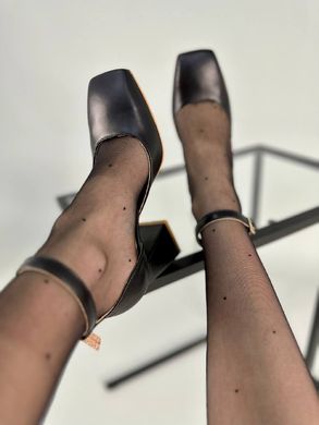 Туфлі жіночі шкіряні чорні на підборах, 35, 23.5