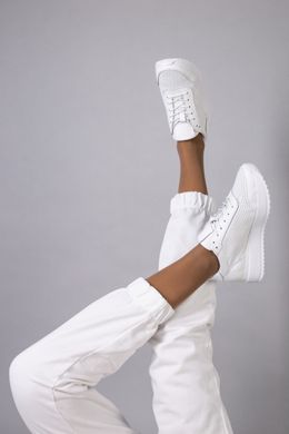 Кросівки жіночі шкіряні білого кольору з перфорацією, 41, 26.5