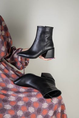 Ботильоны женские кожаные черные с расклешенным каблуком зимние, 41, 27