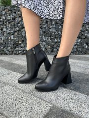 Ботильоны женские кожаные черного цвета на каблуках зимние, 38, 24