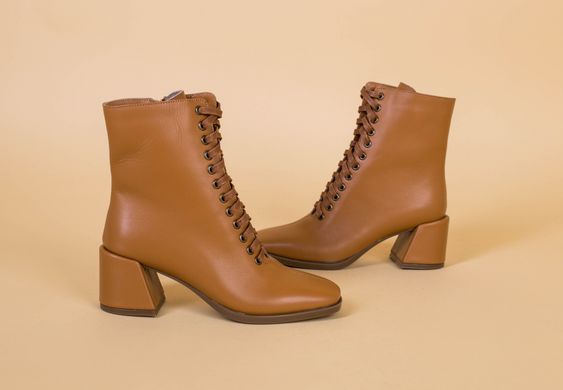 Ботинки женские кожаные карамельного цвета, на каблуке, зимние, 38, 24.5-25