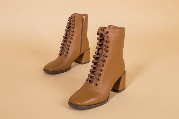 Ботинки женские кожаные карамельного цвета на каблуке зимние, 38, 24.5-25