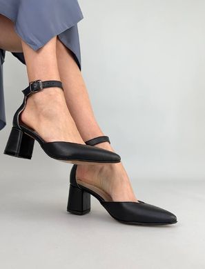 Босоножки женские кожаные черного цвета на каблуке, 37, 24